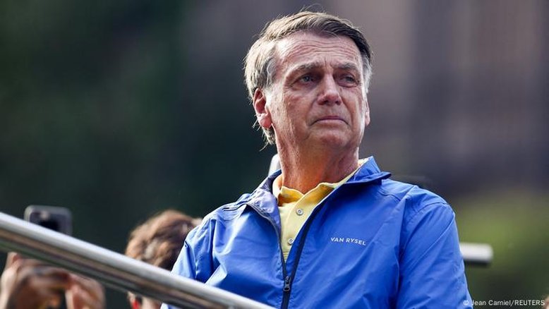 STF manda Bolsonaro usar tornozeleira eletrônica