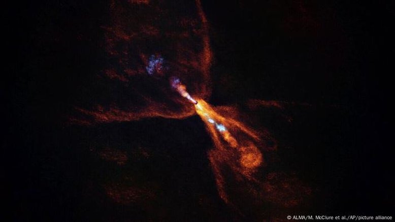 Cientistas flagram origem de um sistema solar pela 1ª vez