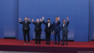 Lula e lideres progressistas selam aliança em defesa da democracia