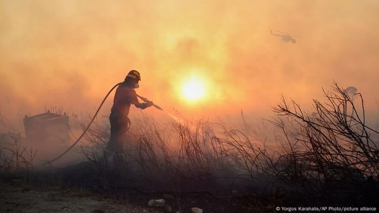 Grécia tem ajuda da UE na luta contra incêndios florestais