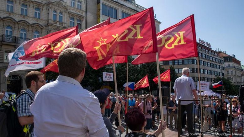República Tcheca equipara comunismo ao nazismo