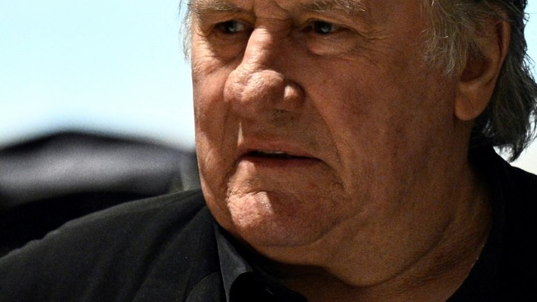 Promotoria de Paris pede novo processo por estupro contra Gérard Depardieu
