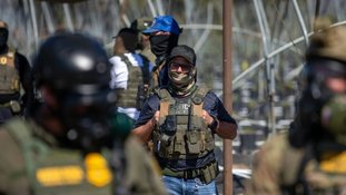 Altos funcionários de Trump defendem operações contra imigrantes nos EUA