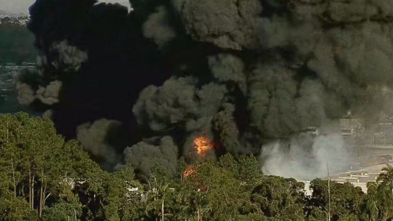 Incêndio em indústria