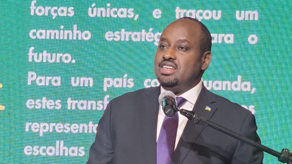 Embaixada de Ruanda no Brasil celebra 31 anos de Libertação em Brasília 2 O embaixador de Ruanda no Brasil, Lawrence Manzi