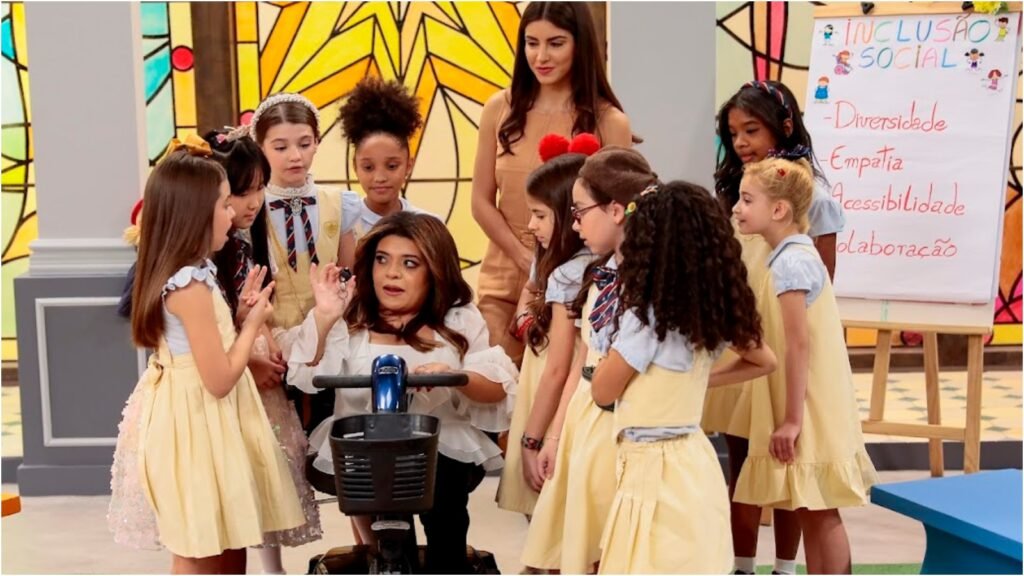 Pequena Lô estreia em novelas e destaca importância da inclusão