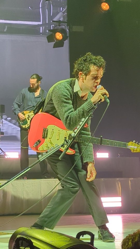 Relembre as polêmicas de Matty Healy, ex-namorado de Taylor Swift 5 Relembre as polêmicas de Matty Healy, ex-namorado de Taylor Swift