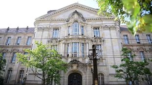 Tribunal regional de Berlim, que julgará médico de cuidados paliativos conhecido como 'Doutor Morte' em 14 de julho de 2025. — Foto: Tobias Schwarz/AFP