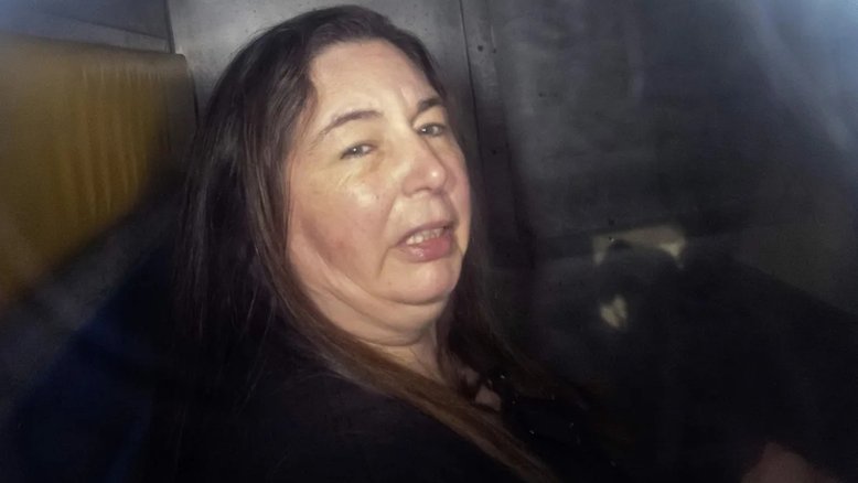 Australiana é condenada por assassinar idosos com cogumelos