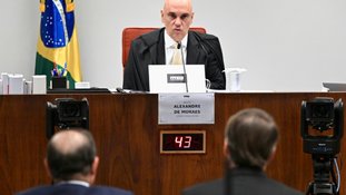 EUA revoga visto de Alexandre de Moraes por 'caça às bruxas' contra Bolsonaro