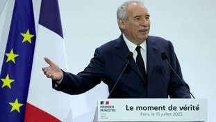 França anuncia importante plano de ajuste fiscal para financiar gastos militares