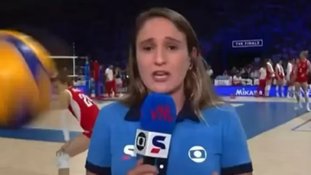 Repórter Julia Guimarães