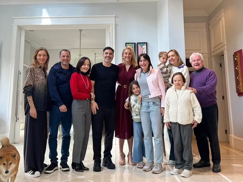 Ana Hickmann comemora alta antecipada de Edu Guedes após cirurgia de emergência