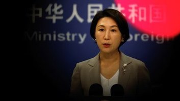 Porta-voz do Ministério das Relações Exteriores da China Mao Ning durante entrevista coletiva em Pequim