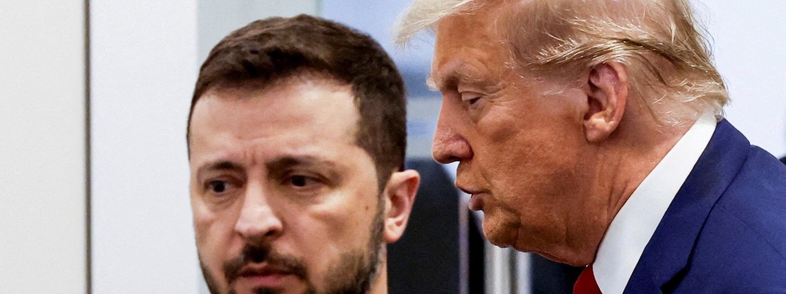 O presidente Donald Trump ao lado de Zelensky