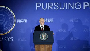 Putin e Trump participam de coletiva de imprensa após reunião no Alasca 15/08/2025 REUTERS/Jeenah Moon