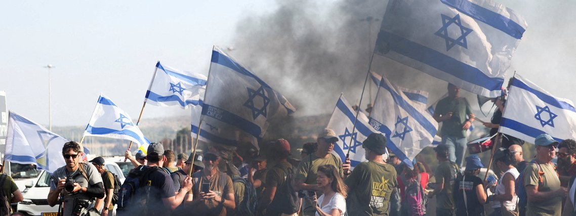 Israelenses protestam para exigir fim da guerra em Gaza e libertação de reféns