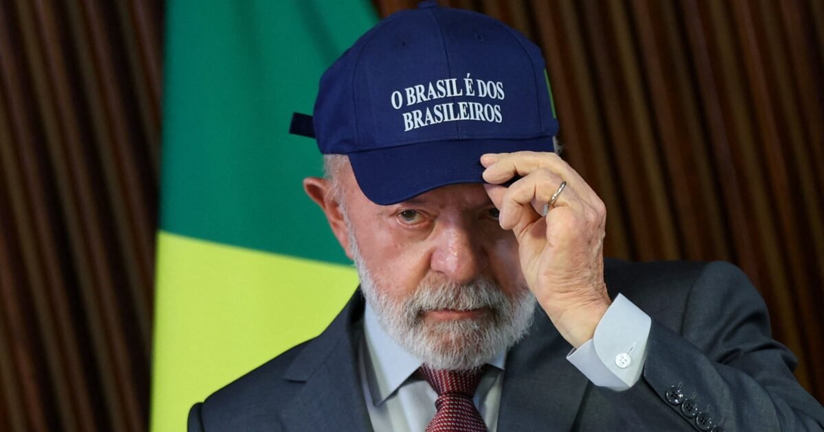 Há um ano da campanha, governo Lula lança novo slogan e dobra a aposta na soberania