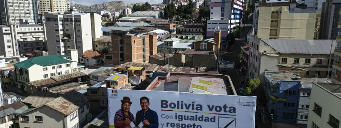 Bolívia em crise vota para mudar de rumo após 20 anos de socialismo