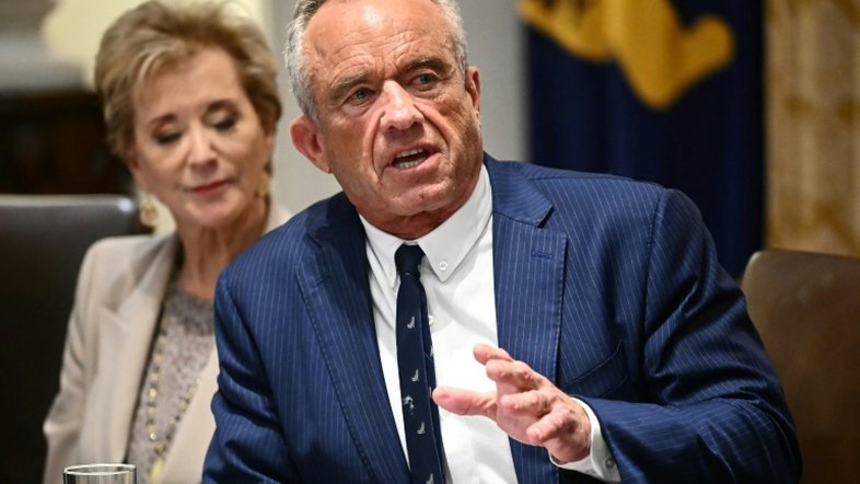 Robert Kennedy Jr. critica agência de saúde dos EUA após demitir sua diretora