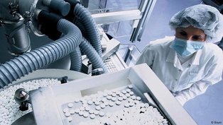 Como são escolhidos os nomes dos medicamentos no Brasil?