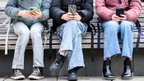 O que é adultização e como ela entrou na política do Brasil