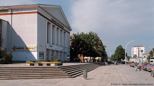 Moradia gratuita em cidade alemã atrai centenas de candidatos