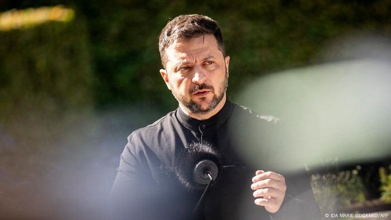 Líderes da UE dizem que Ucrânia deve decidir próprio destino