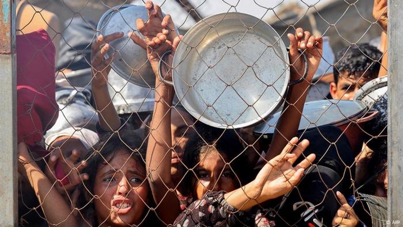 Após fome, Gaza ainda pode ser palco de síndrome de realimentação