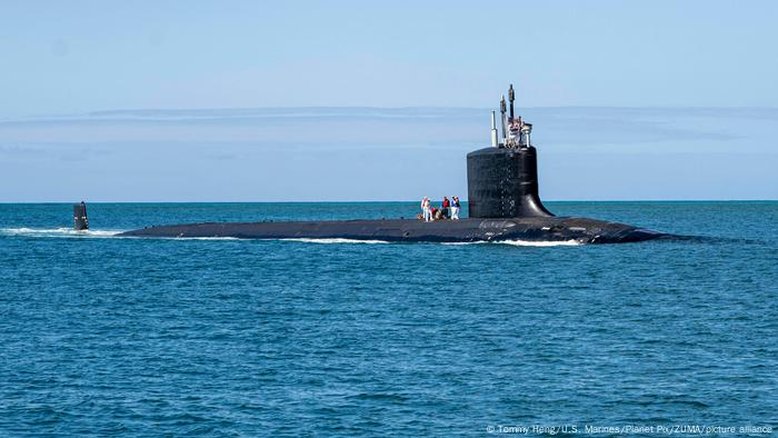 Trump move submarinos nucleares após atrito com ex-presidente russo
