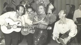 70 anos sem Carmen Miranda: por que a "Pequena Notável" ganhou fama internacional?