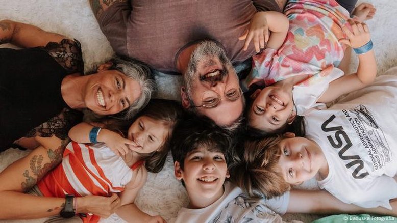 Por que o Dia dos Pais é "menos importante" do que o Dia das Mães?