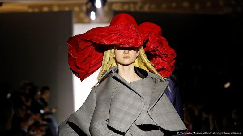 Gucci, Dior e Louis Vuitton enfrentam crise em meio ao declínio do mercado de luxo