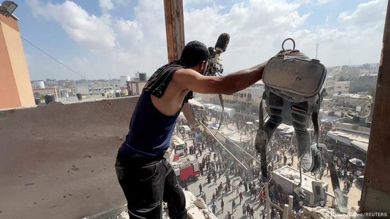 Ataque israelense contra hospital em Gaza mata 5 jornalistas