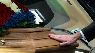 Cadáveres em decomposição são encontrados em funerária dos EUA