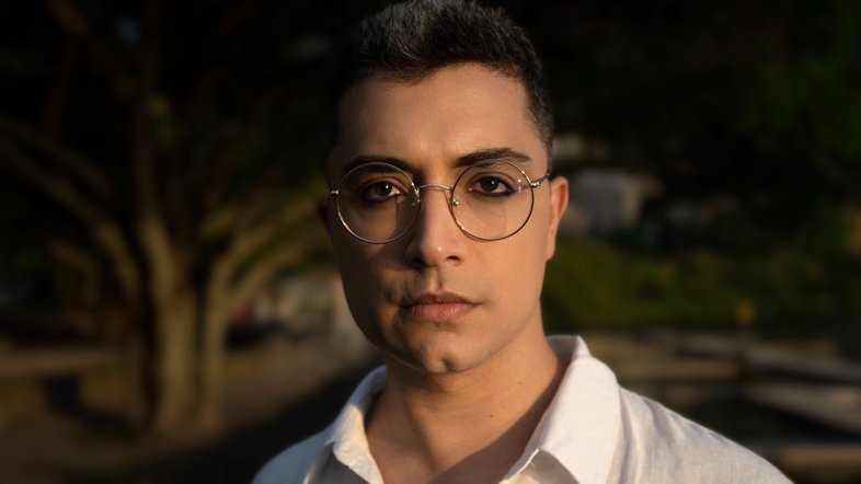 O cantor Arthur Nogueira