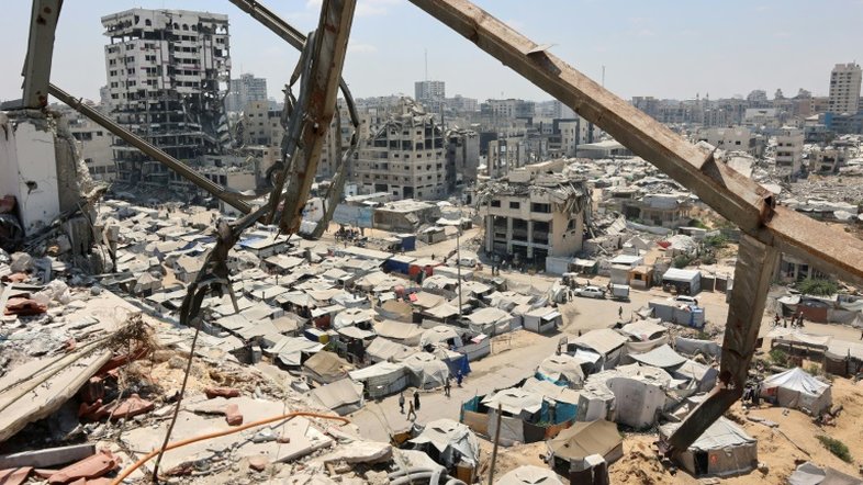 Exército israelense intensifica ofensiva na Cidade de Gaza