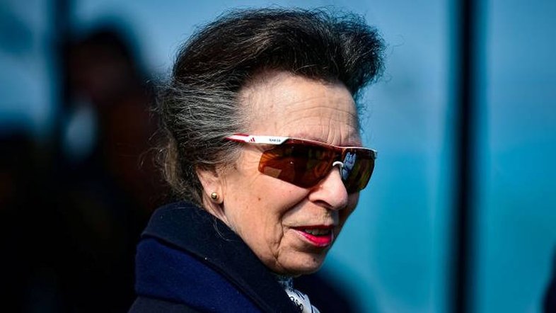 Princesa Anne, uma das mais populares da família real britânica, faz 75 anos