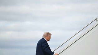 Trump quer acabar com voto por correio nos EUA