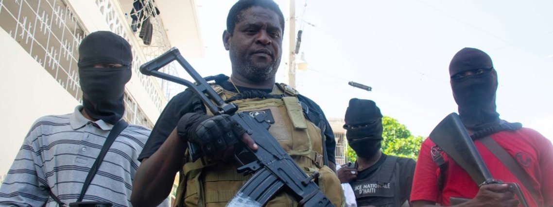 "Barbecue", o ex-policial que virou líder das gangues do Haiti
