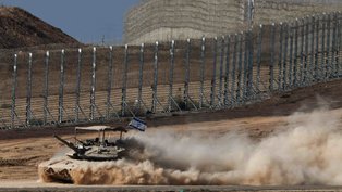 REUTERS/Amir Cohen TPX IMAGES OF THE DAY
