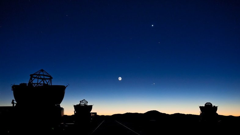 G.Hüdepohl (atacamaphoto.com)/ESO