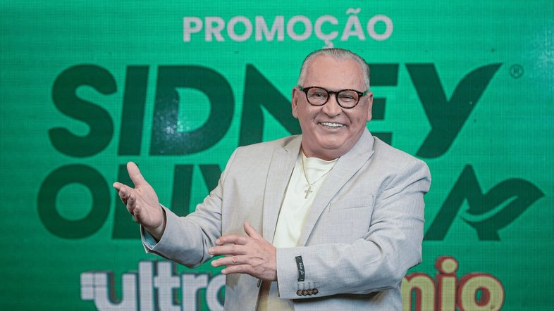 Sidney Oliveira paga fiança de R$ 25 mi e vai para domiciliar com tornozeleira