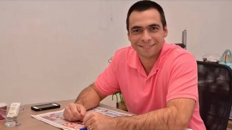 Empresário morreu durante salto de paraquedas