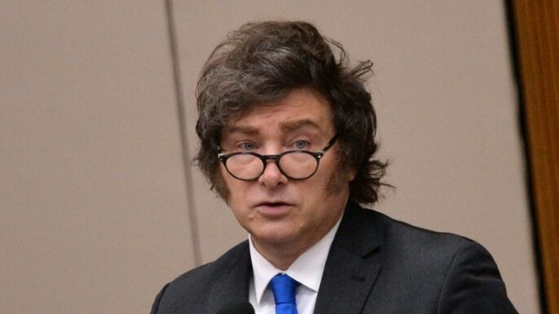 Argentinos questionam até quando 'tolerar' austeridade de Milei, diz economista