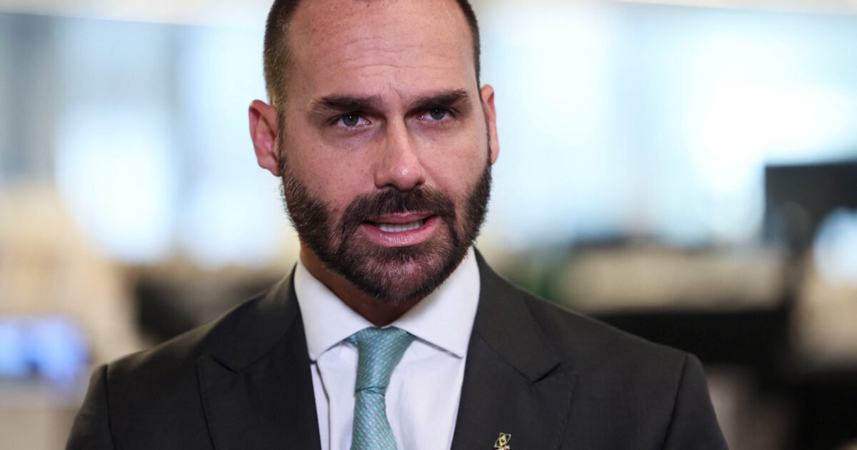 Gonet nega pedido do PT e dá parecer contrário à prisão de Eduardo Bolsonaro