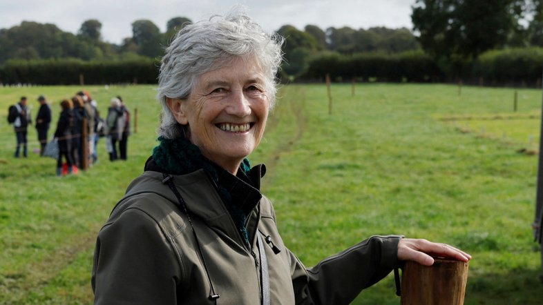 Candidata à Presidência da Irlanda, Catherine Connolly, em Screggan,na Irlanda 16/09/2025 REUTERS/Clodagh Kilcoyne
