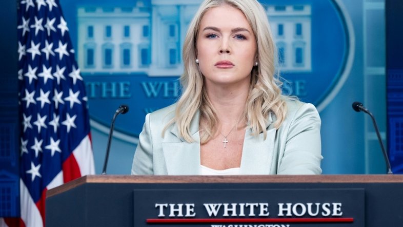 Casa Branca aceitaria análise grafotécnica de suposta carta de Trump a Epstein