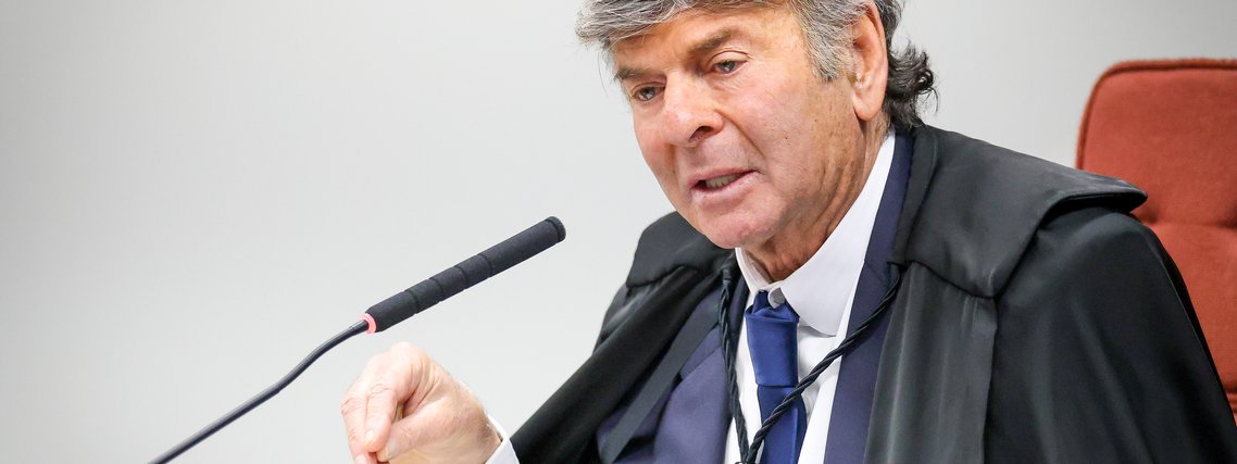 O ministro Luiz Fux apresenta seu voto no julgamento da trama golpista