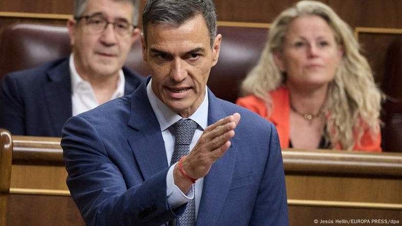 Espanha anuncia sanções contra Israel por "extermínio" de palestinos